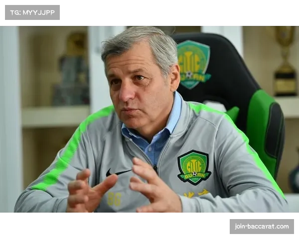 里尔客场四比三险胜欧塞尔 九人作战上演惊天逆转